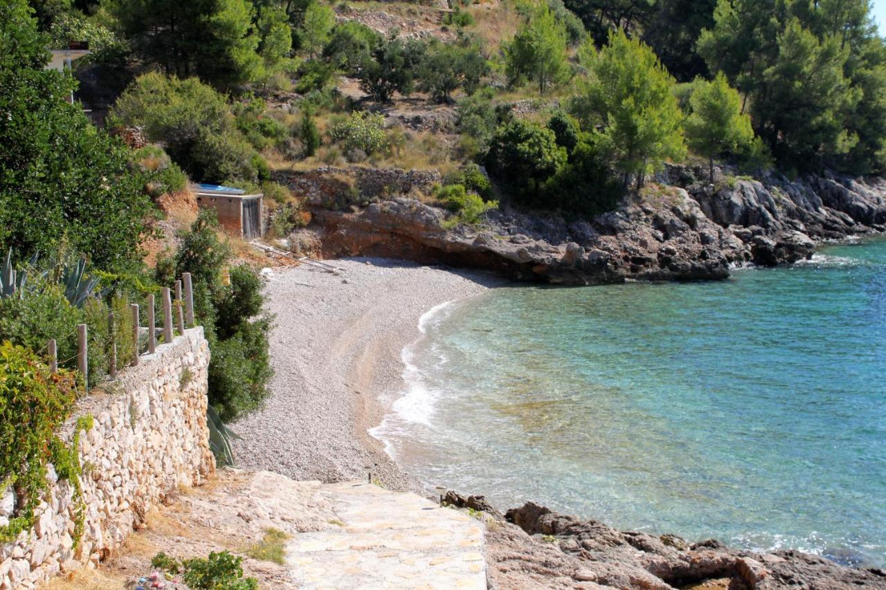Seaside House For Families With Children Cove Tvrdni Dolac, Hvar - 2057 Gdinj Kültér fotó